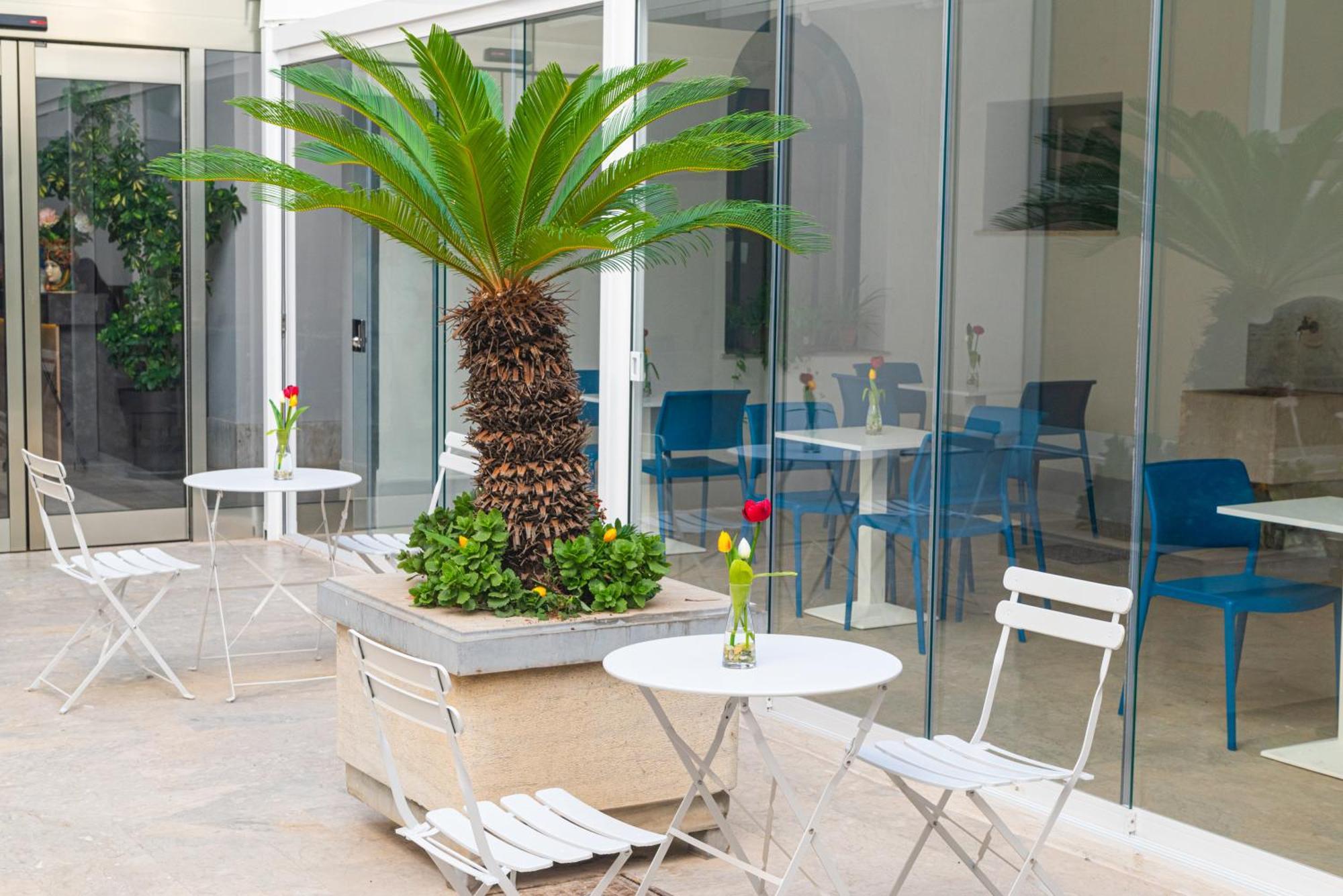 Historico Loft & Rooms Palazzo Adragna XIX Trapani Exterior foto