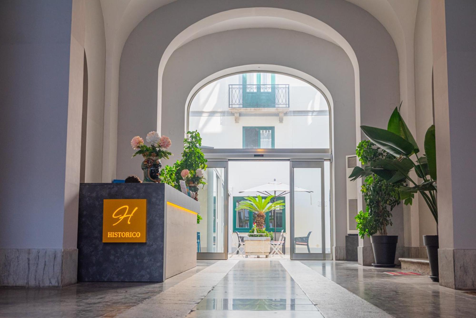 Historico Loft & Rooms Palazzo Adragna XIX Trapani Exterior foto