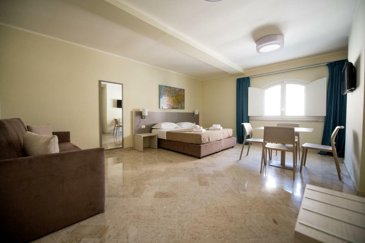 Historico Loft & Rooms Palazzo Adragna XIX Trapani Exterior foto