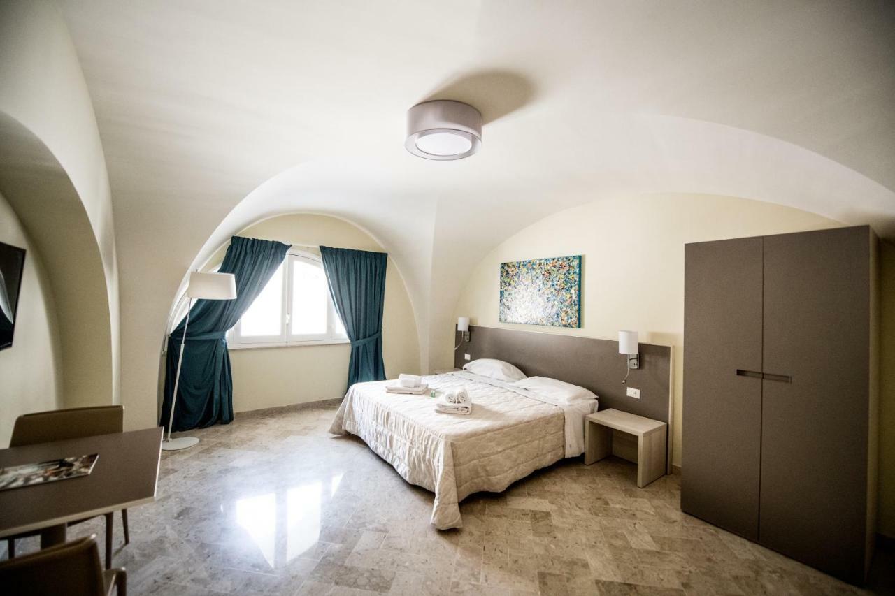 Historico Loft & Rooms Palazzo Adragna XIX Trapani Exterior foto