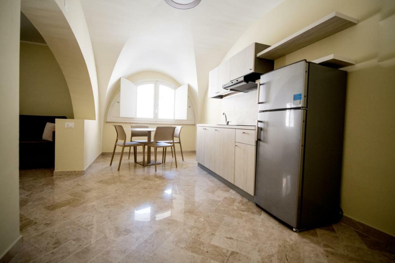 Historico Loft & Rooms Palazzo Adragna XIX Trapani Exterior foto
